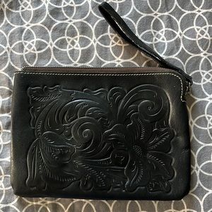 Patricia Nash Rose Tooling Cassini Floral-Embossed Leather Wristlet Clutch
